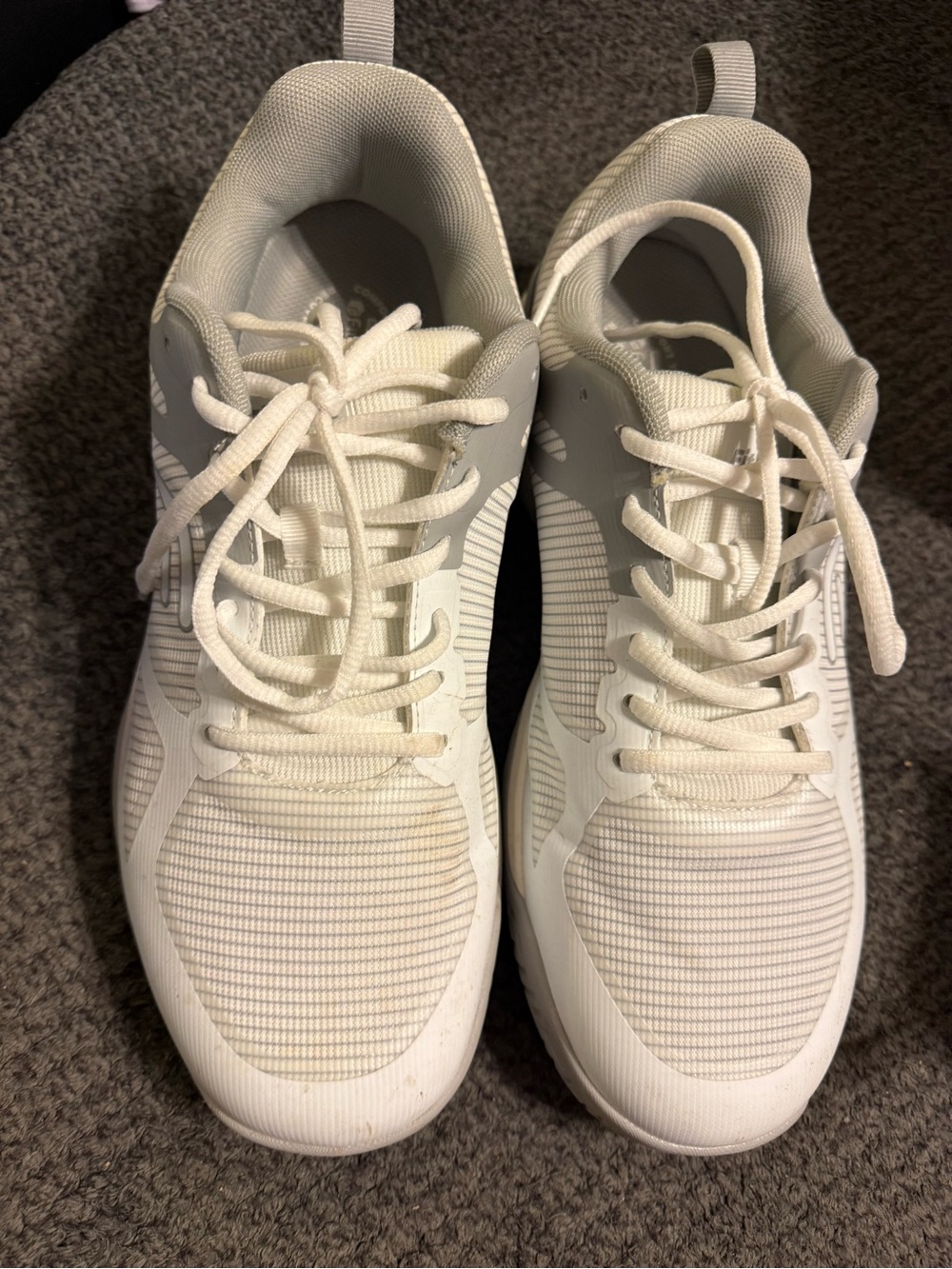 Men's Athletic Sneakers - White and Light Gray Comfort Run